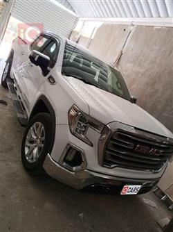GMC Sierra